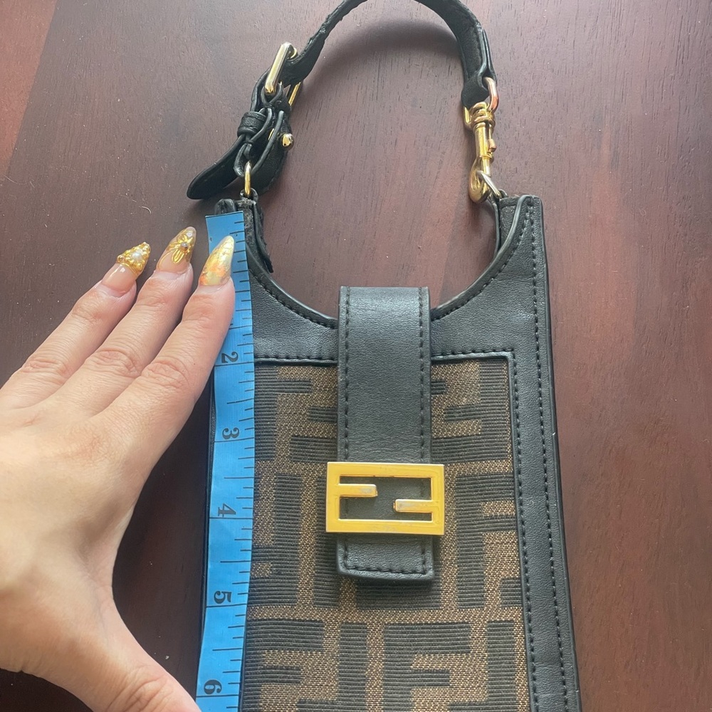 Fendi Black and Gold Designer Bag - Picture 11 of 15